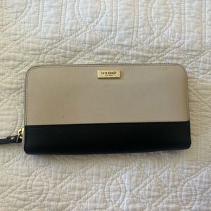 Kate Spade Laurel Way Black and Cream Wallet